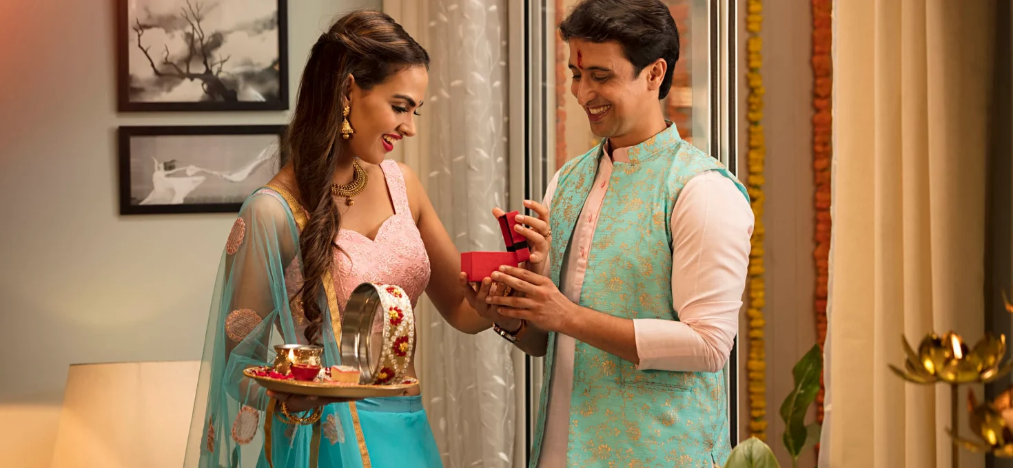 Karva Chauth’s Most Recommended Watches To Make Your Spouse Feel Special
