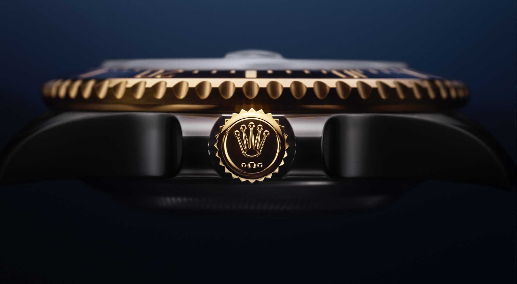 Rolex Sea-Dweller Oyster, yellow gold Winding crown with Rolex coronet logo